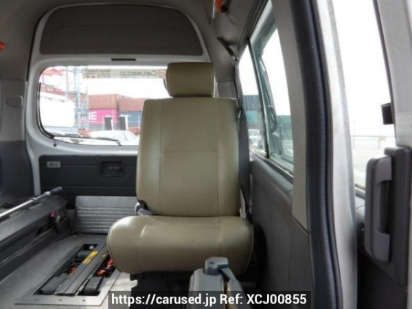 Used 2004 AT nissan caravan-bus DWMGE25 Image[17]