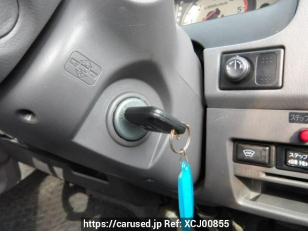 Used 2004 AT nissan caravan-bus DWMGE25 Image[26]