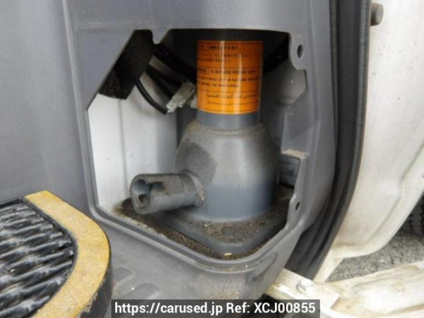 Used 2004 AT nissan caravan-bus DWMGE25 Image[43]