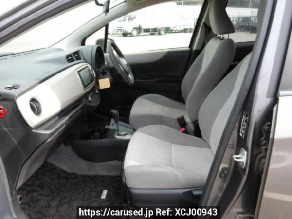 Used 2012 AT toyota vitz NSP130 Image[13]
