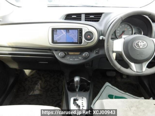 Used 2012 AT toyota vitz NSP130 Image[18]