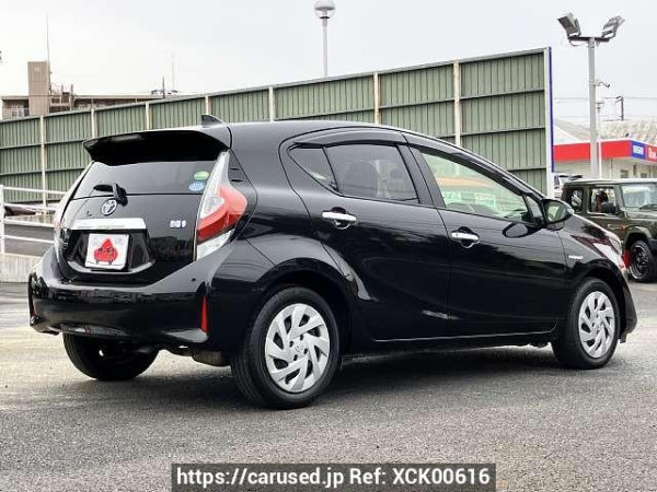 Used 2019 AT toyota aqua DAA-NHP10 Image[2]