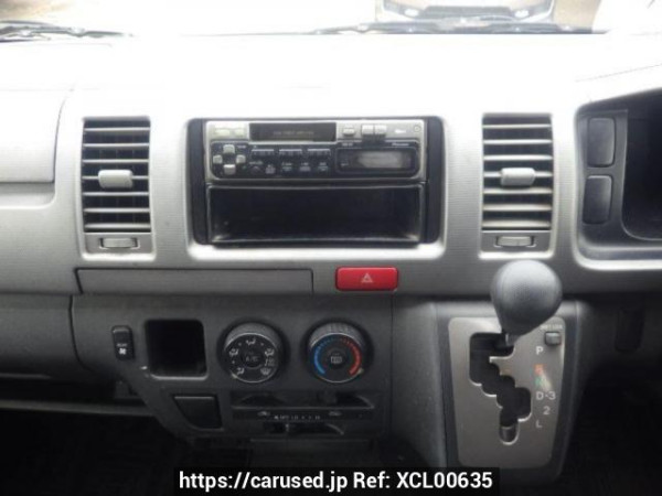 Used 2005 AT toyota regiusace-van KDH200V Image[18]