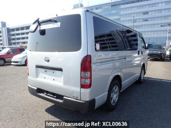 Used 2005 AT toyota regiusace-van KDH205V Image[5]