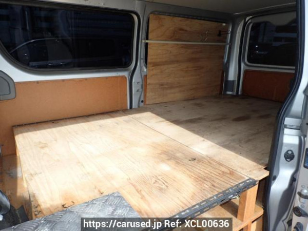 Used 2005 AT toyota regiusace-van KDH205V Image[14]