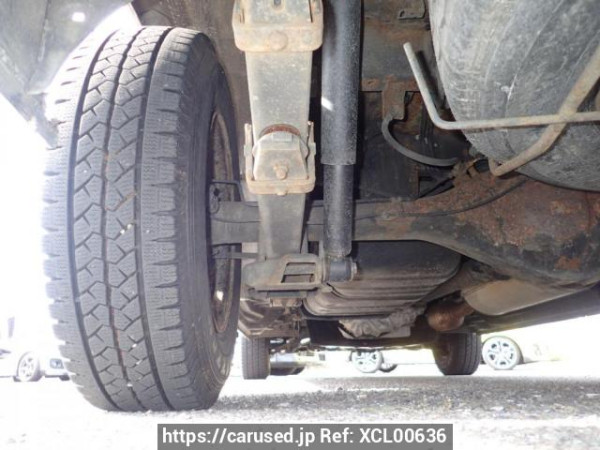 Used 2005 AT toyota regiusace-van KDH205V Image[28]