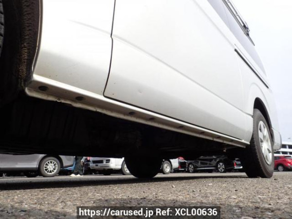 Used 2005 AT toyota regiusace-van KDH205V Image[31]