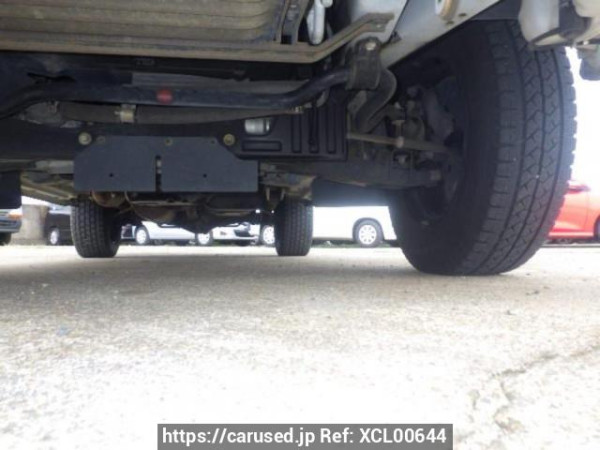 Used 2004 MT toyota hiace-van TRH112K Image[28]