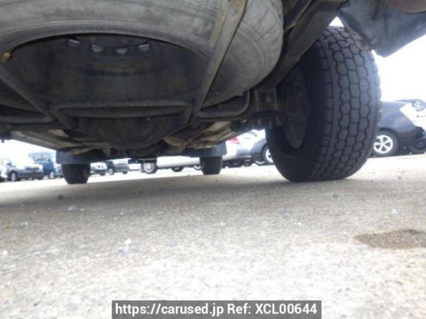 Used 2004 MT toyota hiace-van TRH112K Image[32]