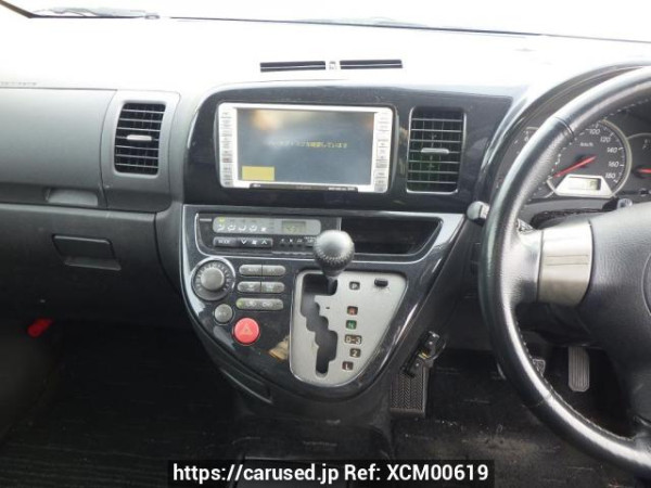 Used 2004 AT toyota wish ZNE10G Image[34]