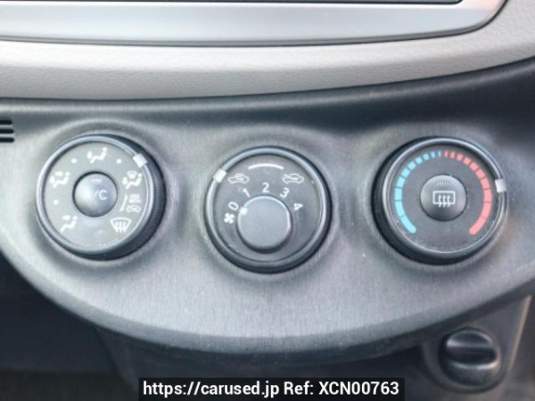 Used 2012 AT toyota vitz KSP130 Image[25]
