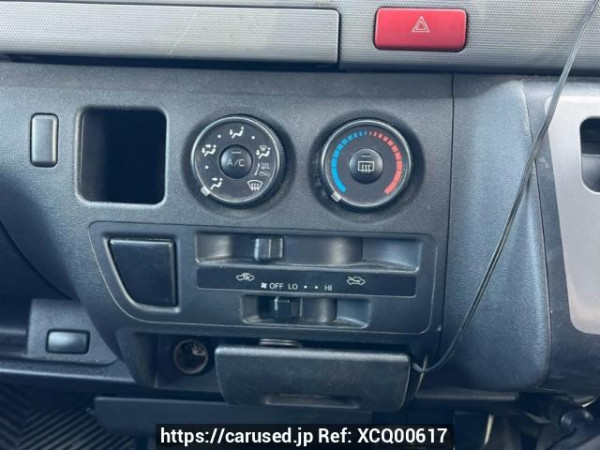 Used 2006 AT toyota hiace-van KDH200V Image[22]