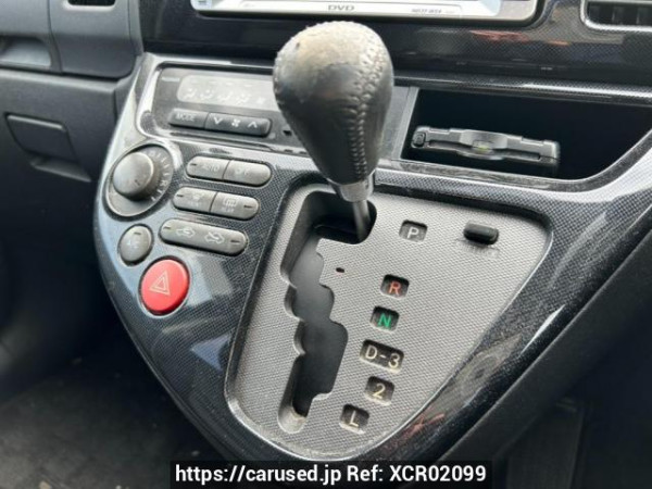 Used 2005 AT toyota wish ZNE10G Image[28]