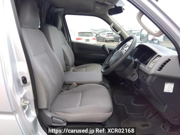 Used 2006 MT toyota hiace-van TRH200V Image[12]