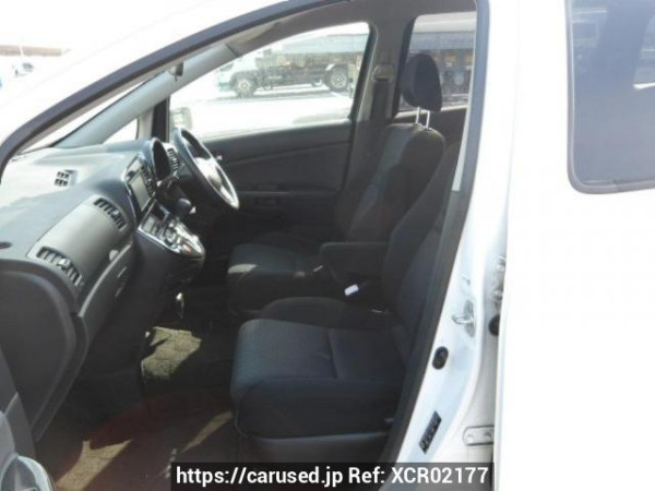 Used 2004 AT toyota wish ZNE10G Image[10]