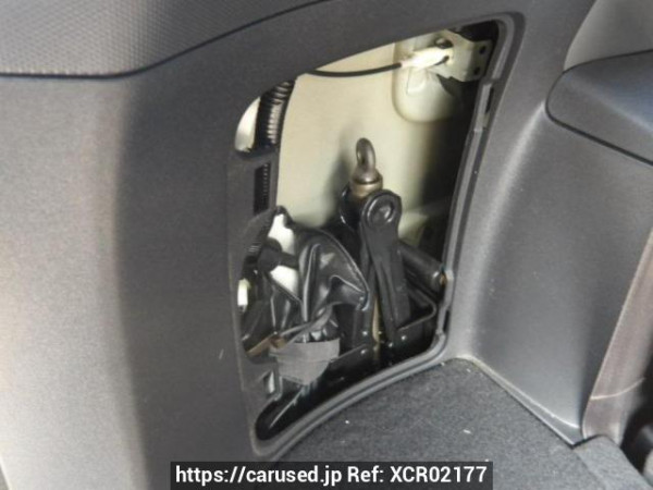 Used 2004 AT toyota wish ZNE10G Image[40]