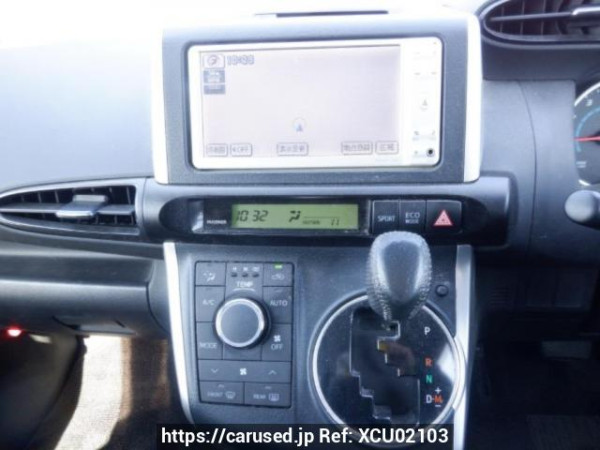 Used 2011 AT toyota wish ZGE20W Image[22]