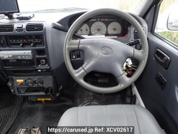 Used 2001 AT toyota granvia VCH38S Image[12]