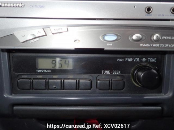 Used 2001 AT toyota granvia VCH38S Image[15]