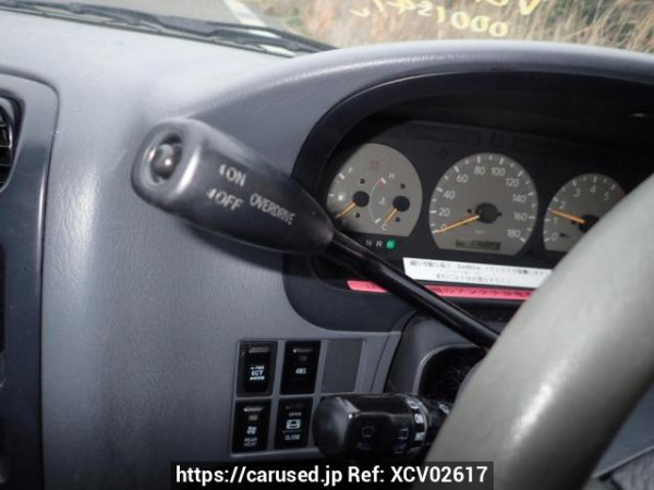 Used 2001 AT toyota granvia VCH38S Image[18]