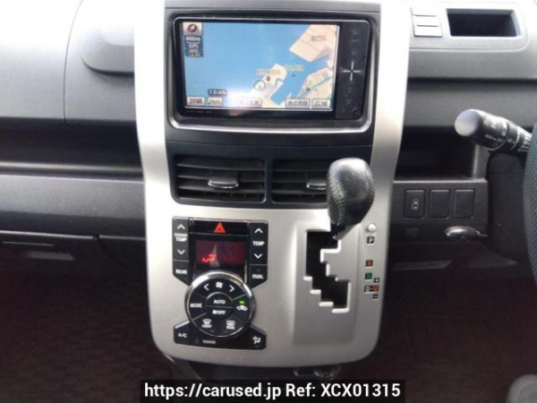 Used 2010 AT toyota noah ZRR70W Image[20]
