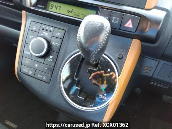 Used 2010 AT toyota wish ZGE20W Image[25]