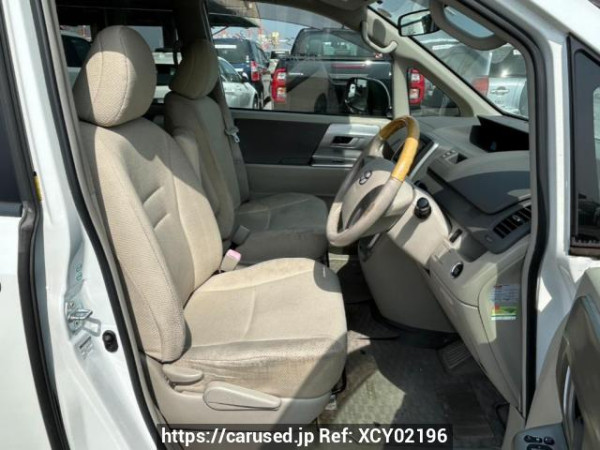 Used 2010 AT toyota noah ZRR70W Image[12]