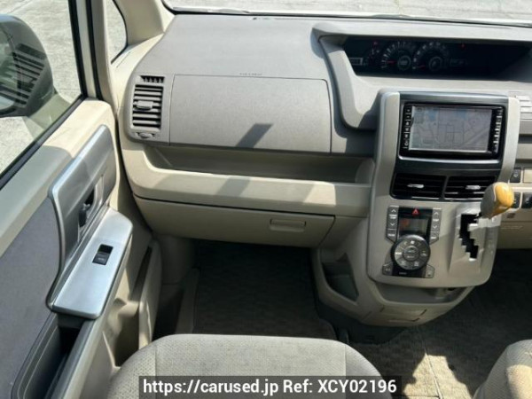Used 2010 AT toyota noah ZRR70W Image[19]