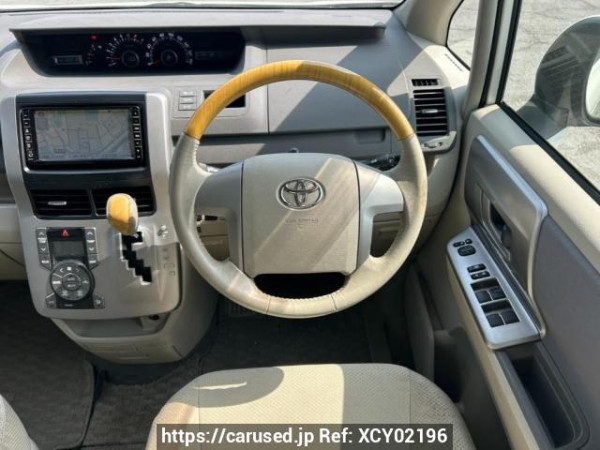Used 2010 AT toyota noah ZRR70W Image[20]
