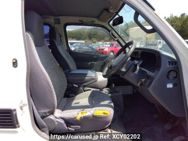 Used 2003 MT toyota hiace-van TRH102V Image[12]