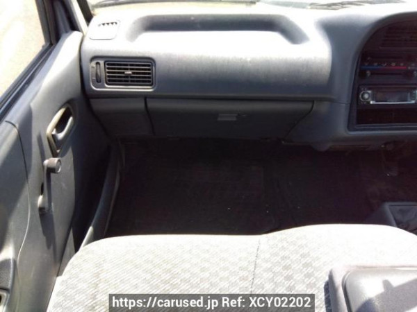 Used 2003 MT toyota hiace-van TRH102V Image[16]