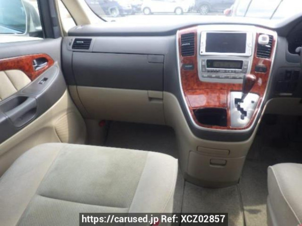 Used 2004 AT toyota alphard ANH10W Image[17]