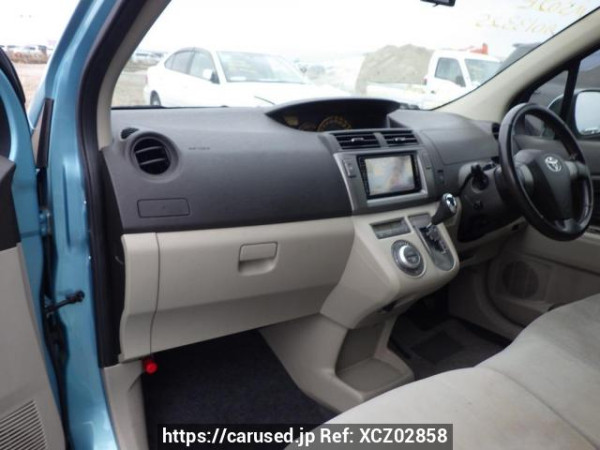 Used 2009 AT toyota passo-sette M502E Image[31]