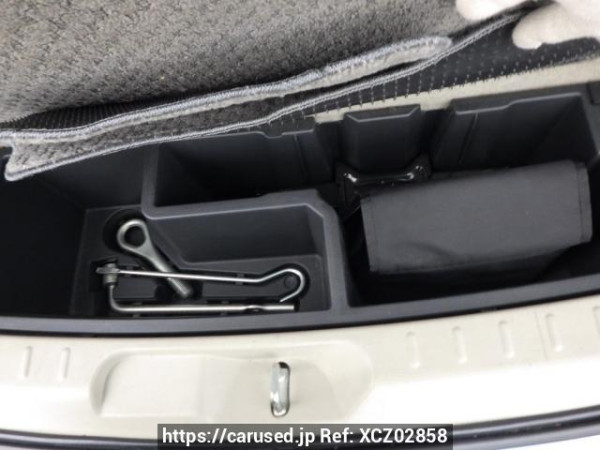 Used 2009 AT toyota passo-sette M502E Image[51]
