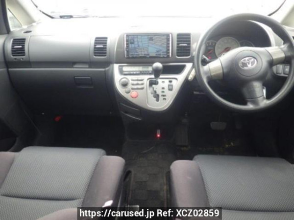 Used 2004 AT toyota wish ANE10G Image[16]