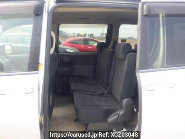 Used 2009 AT toyota voxy ZRR70G Image[14]