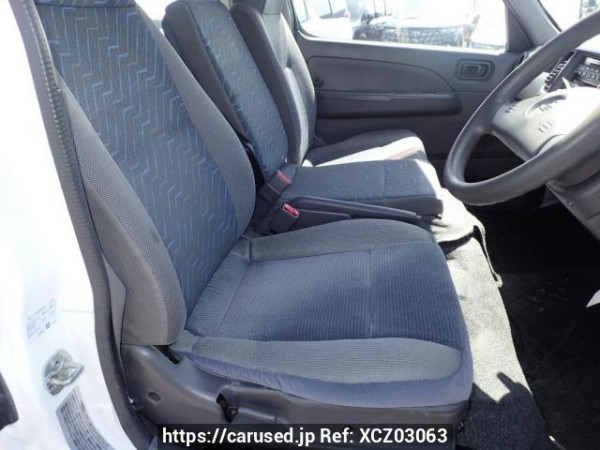 Used 2002 AT nissan caravan-bus DWMGE25 Image[10]