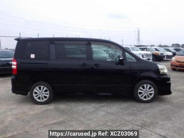 Used 2010 AT toyota noah ZRR70W Image[7]