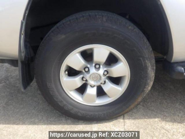 Used 2004 AT toyota hilux-surf TRN215W Image[24]