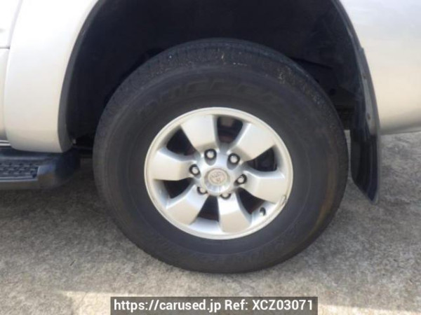 Used 2004 AT toyota hilux-surf TRN215W Image[25]