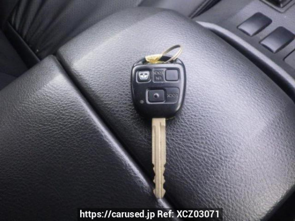 Used 2004 AT toyota hilux-surf TRN215W Image[36]