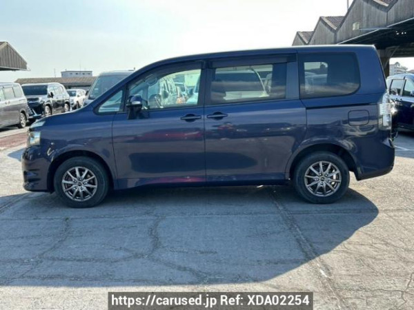 Used 2008 AT toyota voxy ZRR70G Image[3]
