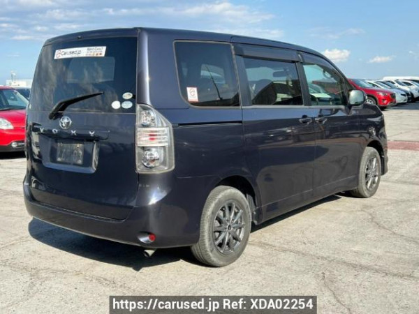 Used 2008 AT toyota voxy ZRR70G Image[4]