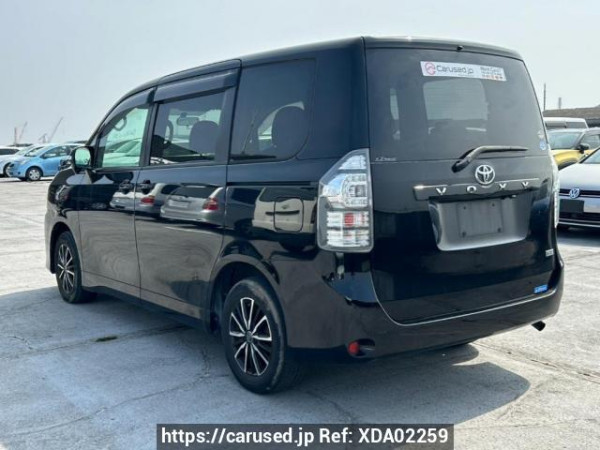 Used 2010 AT toyota voxy ZRR70G Image[4]