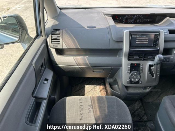 Used 2010 AT toyota voxy ZRR70G Image[19]