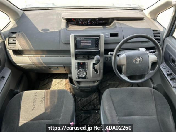 Used 2010 AT toyota voxy ZRR70G Image[21]