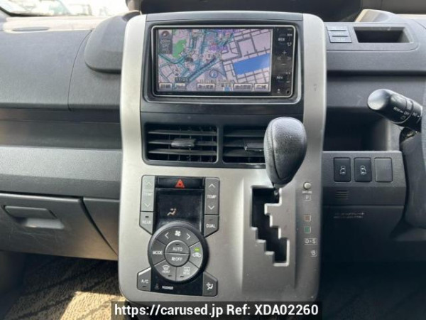 Used 2010 AT toyota voxy ZRR70G Image[22]