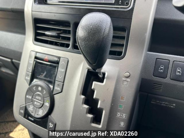 Used 2010 AT toyota voxy ZRR70G Image[26]