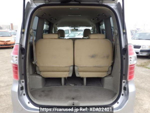 Used 2010 AT toyota noah ZRR70W Image[8]
