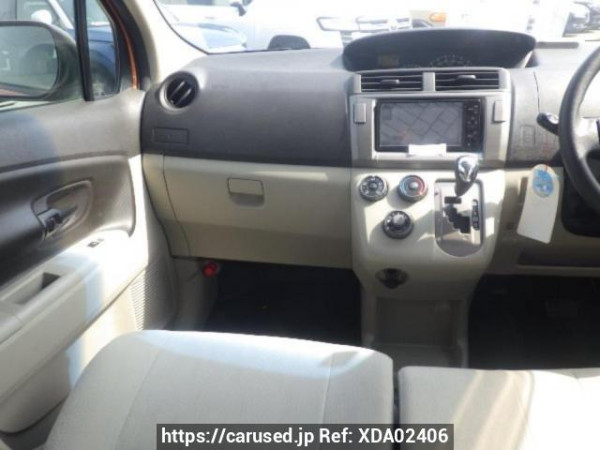 Used 2010 AT toyota passo-sette M502E Image[17]